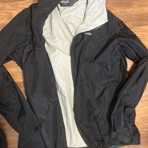 Men’s xxl Patagonia rain jacket